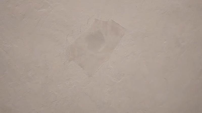 Horsehair Plaster Filling Holes Smoothing